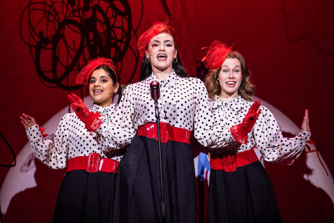 Vidushi Goyal, Natalie Bourgeois, and McKenna OGrodnik in THAT PARENTING MUSICAL. Photo by Maria Baranova