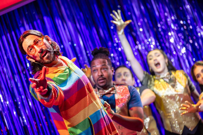 Max Crumm and the cast of THAT PARENTING MUSICAL. Photo by Maria Baranova